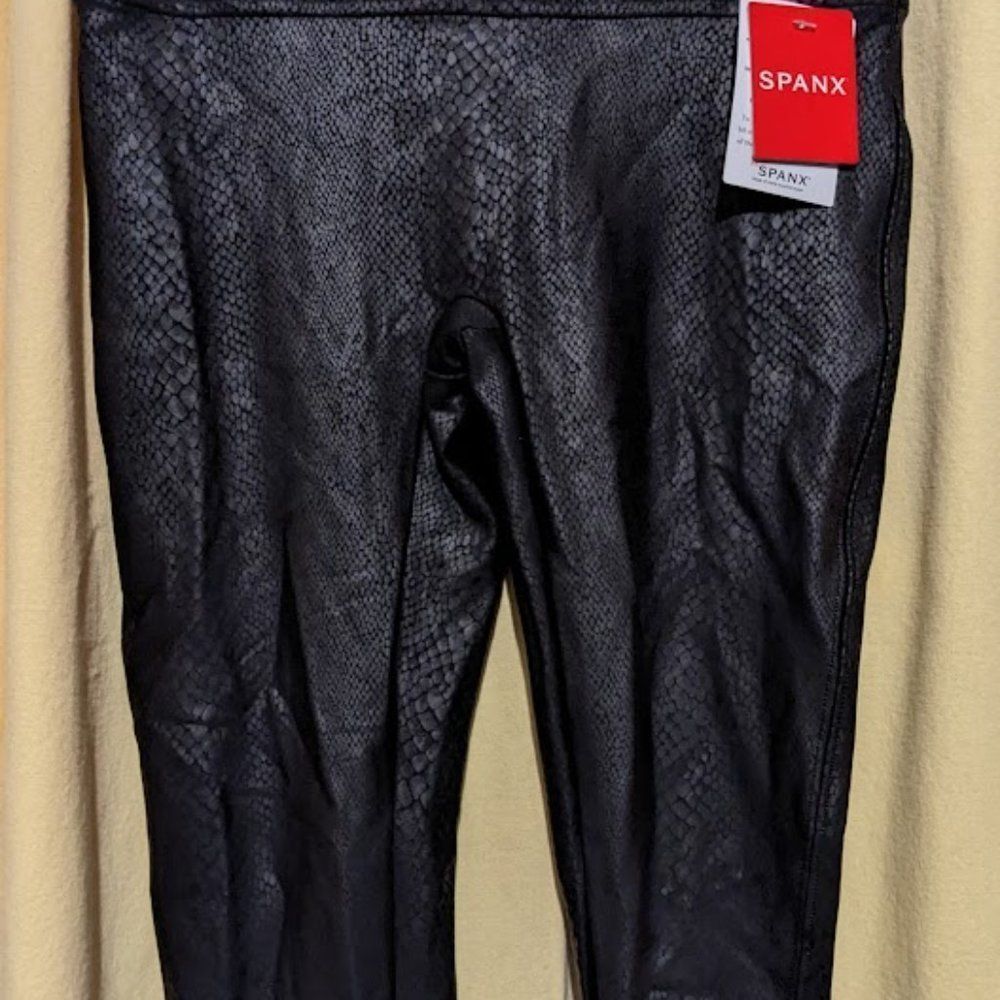 SPANX Faux Leather Foiled Snake Leggings Medium Regular Inseam 20458R NWT